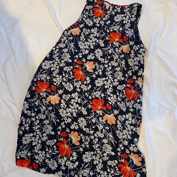 Floral dress - Picture 2 of 3